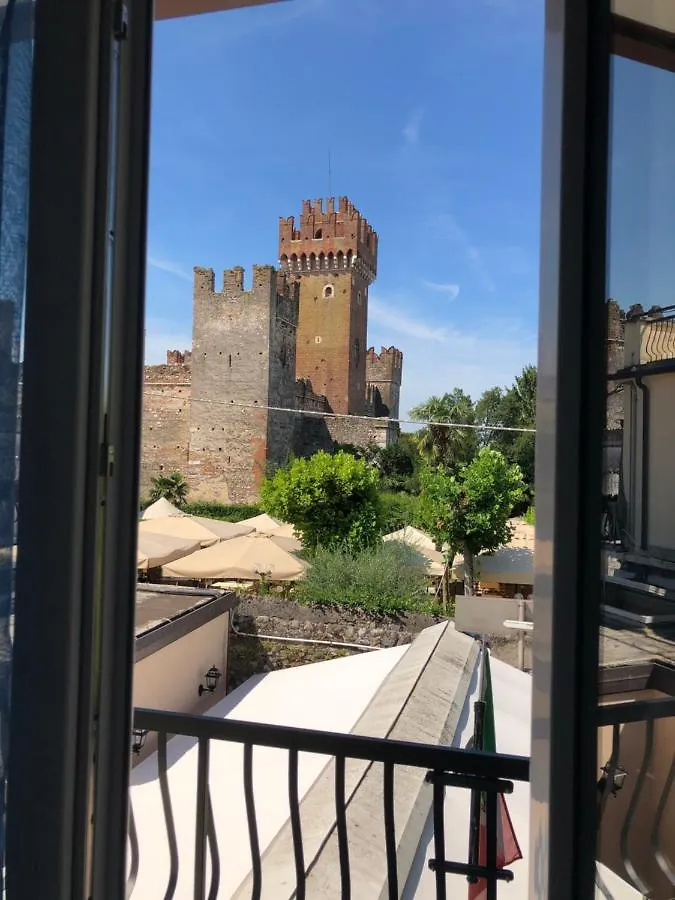Castello Centro Storico Hotel Lazise 0*,  Italy